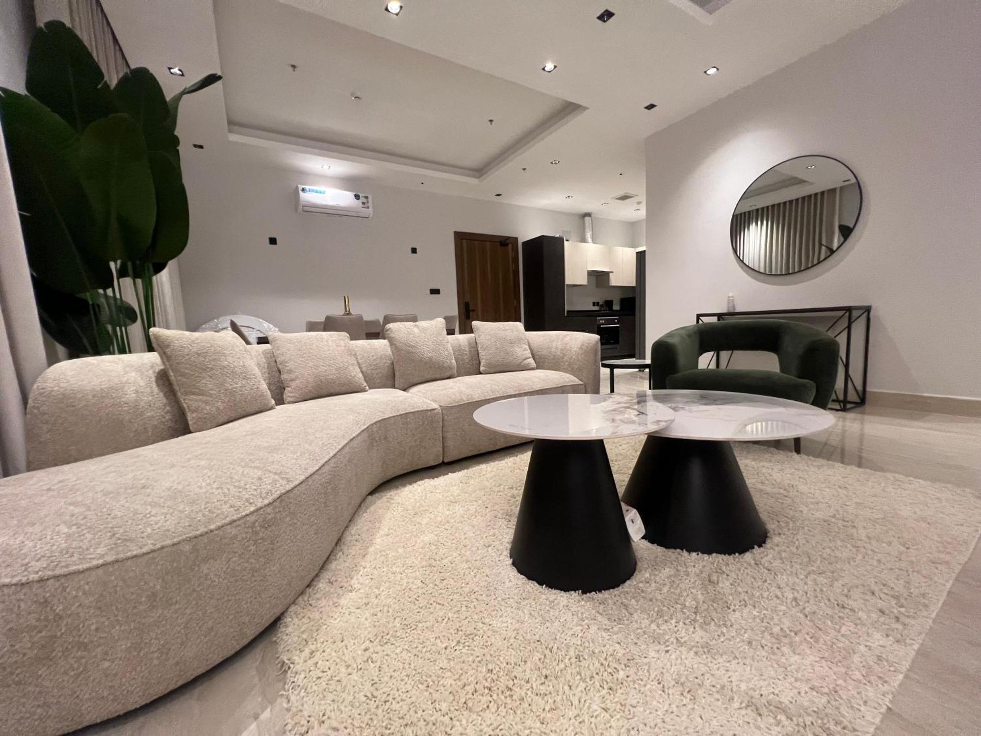 Luxy 2bd Near The Blvd Riyadh